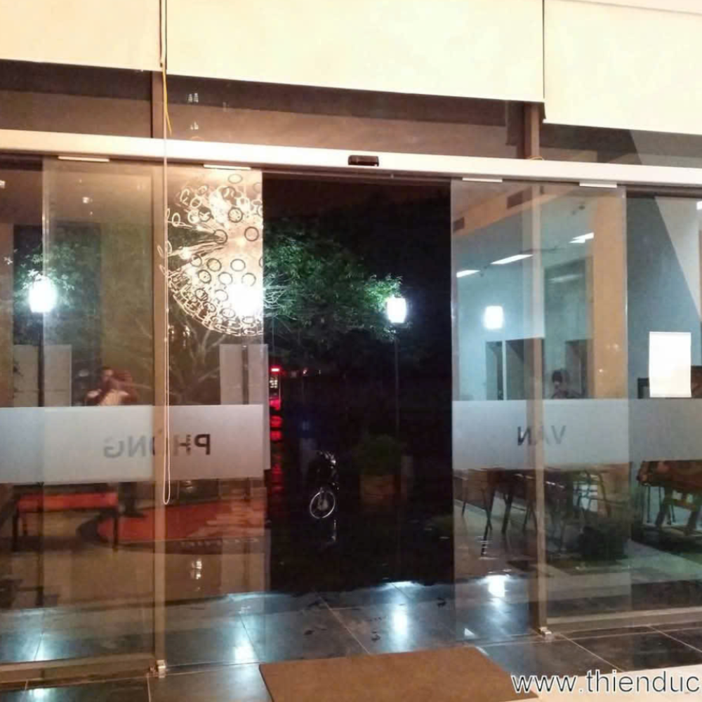 Cửa tự động cánh trượt