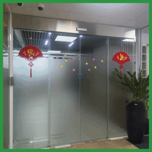Cửa kính tự động trượt cánh - Ảnh 3