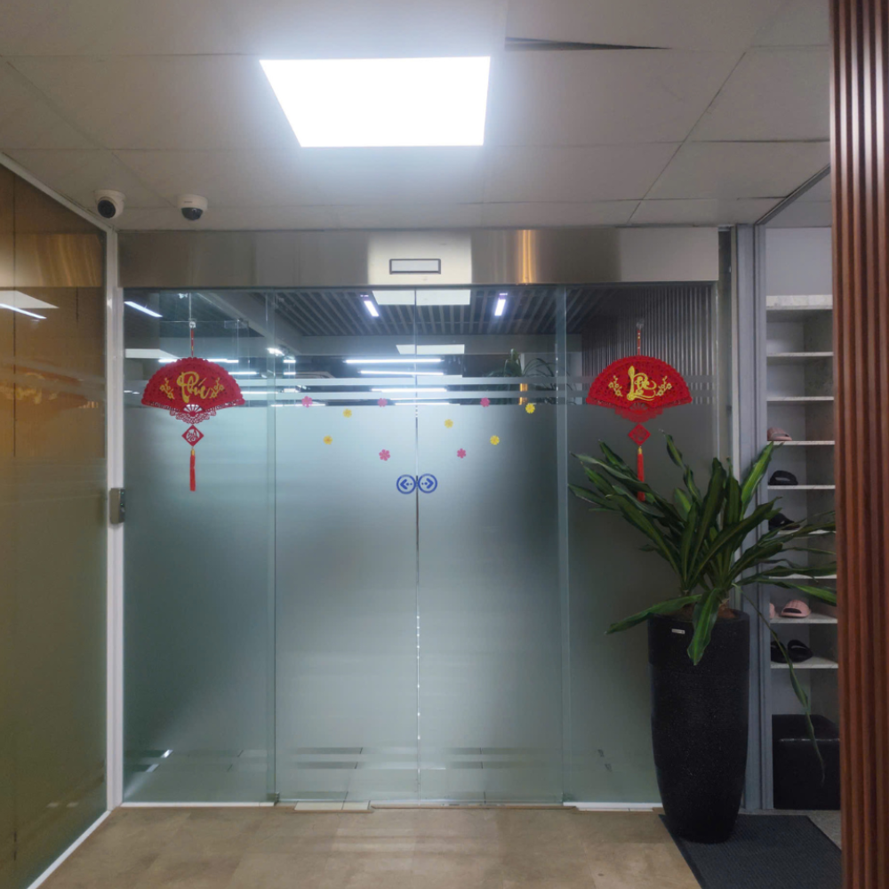 Cửa kính tự động trượt cánh