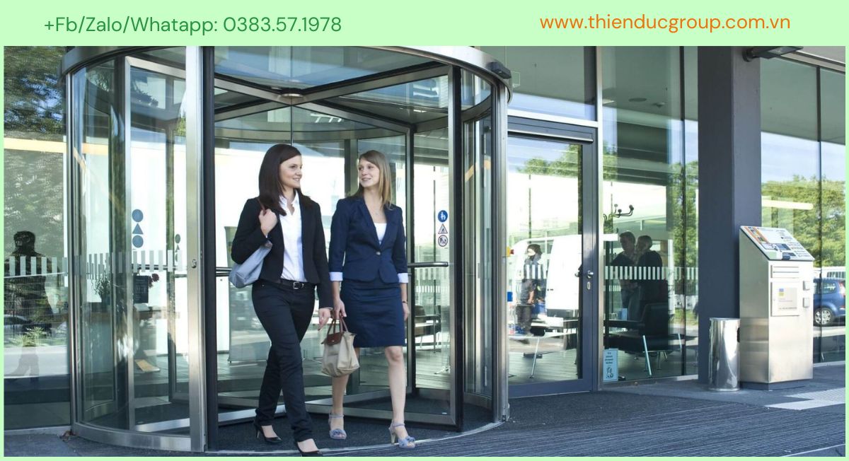 cua-xoay-tu-dong-3-canh Cửa xoay tự động 3 cánh